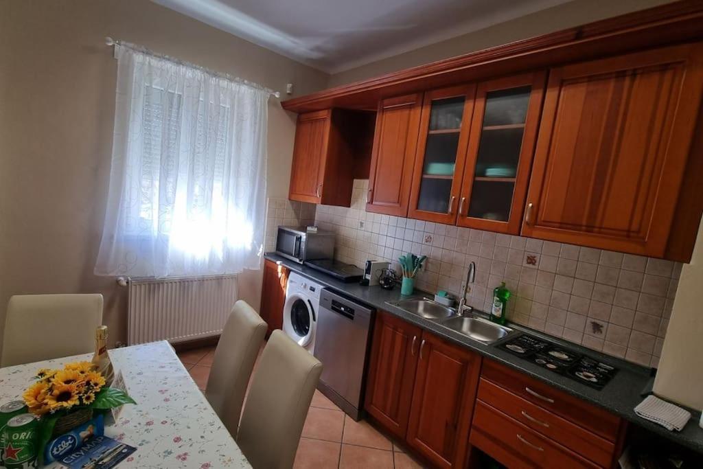 Jackpot Apartman Budapest Exterior foto